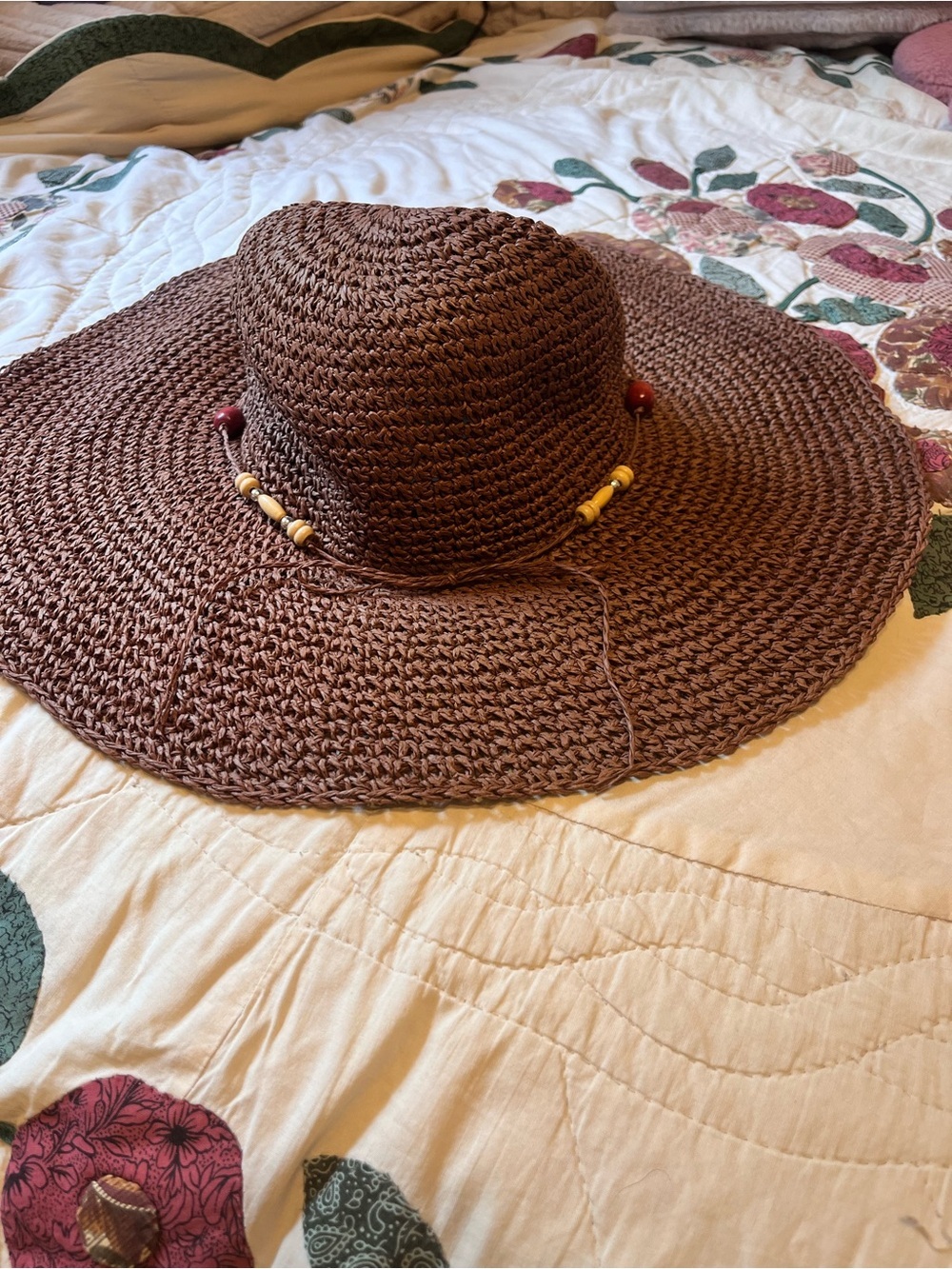 Straw floppy sun hat